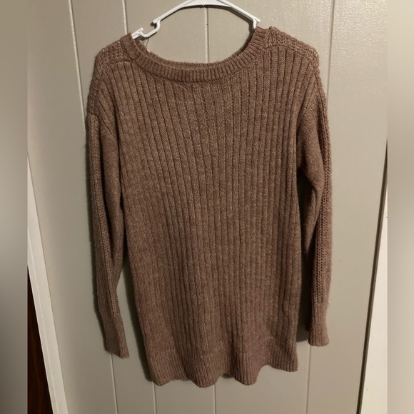 👚(bundle 4 items w/👚for $16) Dusty rose sweater - Picture 3 of 9